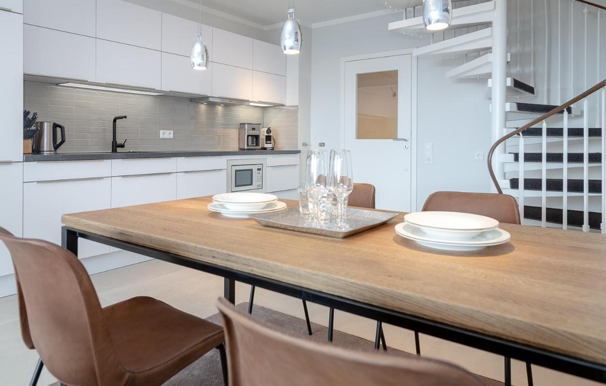 F35b 33 Seaside 33 Apartment *