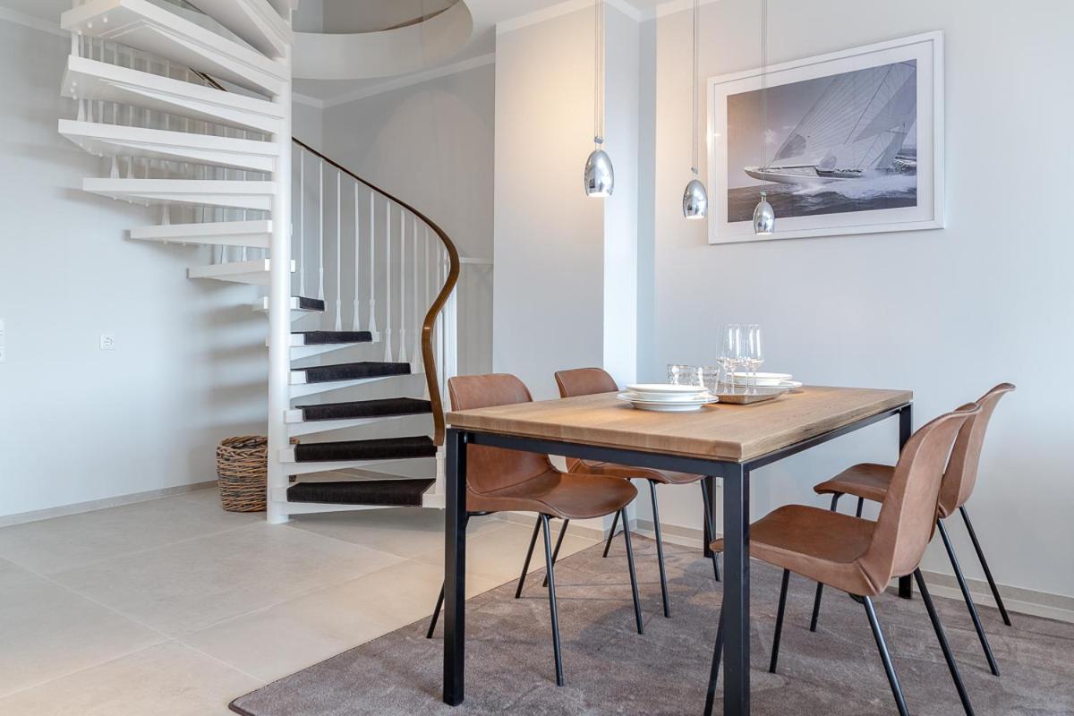 Apartment F35b 33 Seaside 33