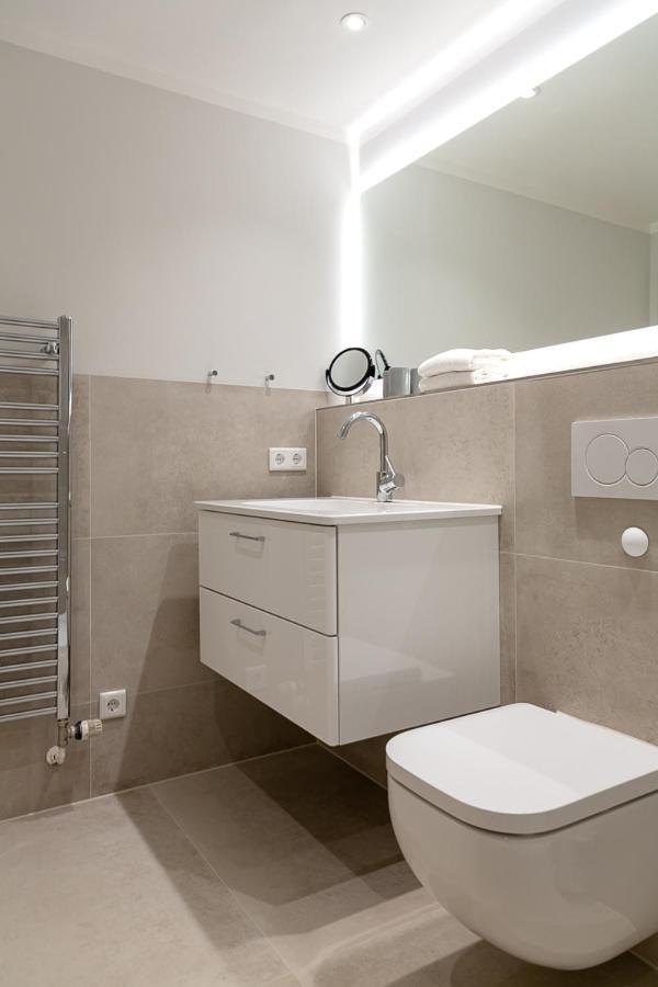 Apartment F35b 33 Seaside 33 *